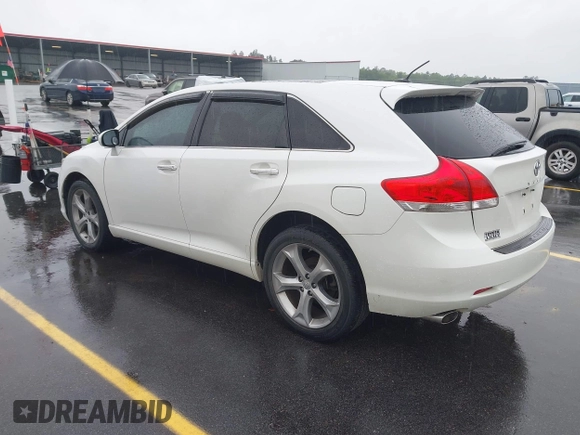 2010 Toyota Venza with VIN 4T3BK3BB0AU040935, listed as a IAAI auction lot 41976670 with 96,861 mi miles. Bid and sale history available at carsss.com. Image 3.