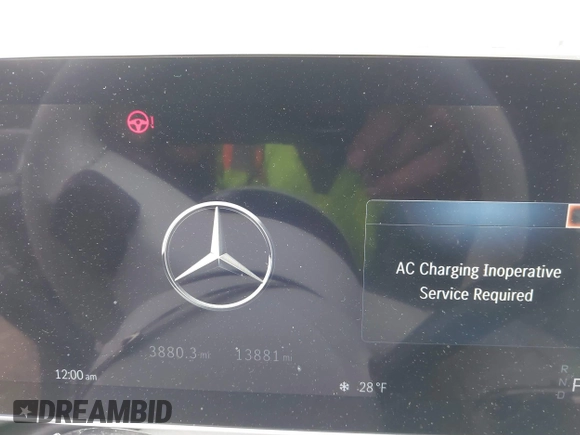 2023 Mercedes-Benz EQE 350+ z VIN 4JGGM2BB8PA017402, wystawiony jako IAAI lot #41286677 z przebiegiem 13 881 mil mil oraz . Historia ofert i sprzedaży dostępna na DreamBid. Obrazek 17.