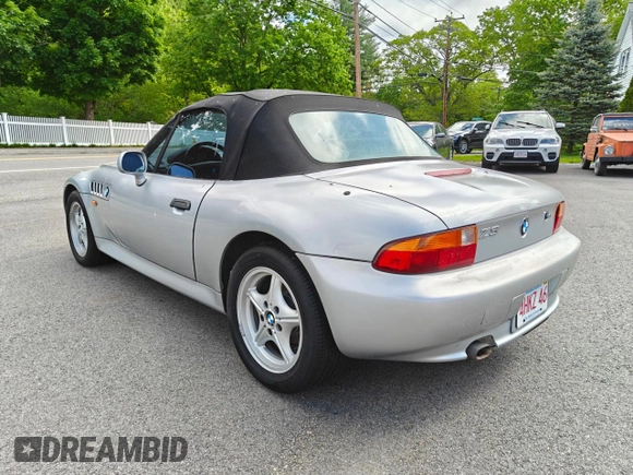 1996 BMW 3 Series Z3 1.9 z VIN 4USCH7324TLB74164, wystawiony jako Copart lot #57779285 z przebiegiem 148 850 mil mil oraz Czysty tytuł • Clean title. Historia ofert i sprzedaży dostępna na DreamBid. Obrazek 2.