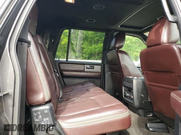2016 Ford Expedition Max Platinum z VIN 1FMJK1LT3GEF31194, wystawiony jako Copart lot #56981205 z przebiegiem 177 471 mil mil oraz Czysty tytuł • Clean title. Historia ofert i sprzedaży dostępna na DreamBid. Obrazek 11.