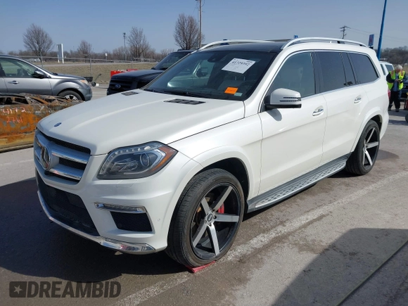 2014 Mercedes-Benz GL-Class GL 550 with VIN 4JGDF7DE6EA349028, listed as a IAAI auction lot 41729392 with 154,116 mi miles. Bid and sale history available at carsss.com. Image 18.
