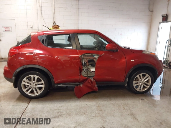 2013 Nissan Juke NISMO with VIN JN8AF5MV4DT218683, listed as a IAAI auction lot 41315944 with 76,587 mi miles. Bid and sale history available at carsss.com. Image 13.