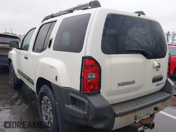 2014 Nissan Xterra X with VIN 5N1AN0NW4EN814113, listed as a IAAI auction lot 41969236 with 111,857 mi miles and . Bid and sale history available at DreamBid. Image 3.