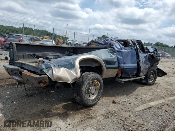 2004 Ford F-250 XL z VIN 1FTNX21L54EC84711, wystawiony jako Copart lot #64636685 z przebiegiem Nie podano mil oraz Szkoda całkowita • Salvage title. Historia ofert i sprzedaży dostępna na DreamBid. Obrazek 3.