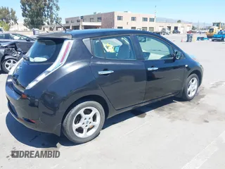 2011 Nissan LEAF SL-e z VIN JN1AZ0CPXBT002569, wystawiony jako IAAI lot #42244671 z przebiegiem 66 753 mil mil oraz . Historia ofert i sprzedaży dostępna na DreamBid. Obrazek 4.