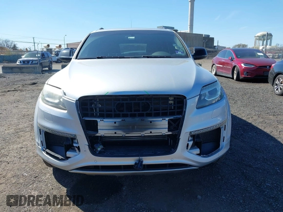 2015 Audi Q7 S line Prestige с VIN WA1DGAFE9FD029921, выставлен на аукционе IAAI как лот 42045827 с пробегом 78 162 миль миль и . История ставок и продаж доступна на DreamBid. Изображение 12.