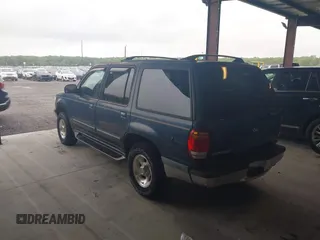 1998 Ford Explorer XL z VIN 1FMZU34X8WUC69252, wystawiony jako IAAI lot #42308913 z przebiegiem 140 858 mil mil oraz . Historia ofert i sprzedaży dostępna na DreamBid. Obrazek 3.