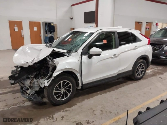 2020 Mitsubishi Eclipse Cross ES with VIN JA4AS3AA9LZ013413, listed as a IAAI auction lot 41721269 with 1 mi miles. Bid and sale history available at carsss.com. Image 2.