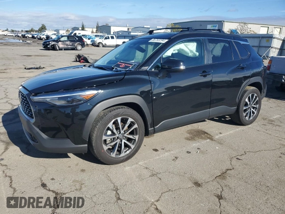 2024 Toyota Corolla Cross XLE with VIN 7MUDAAAGXRV073103, listed as a Copart auction lot 86753294 with 5,667 mi miles and Salvage title. Bid and sale history available at DreamBid. Image 1.