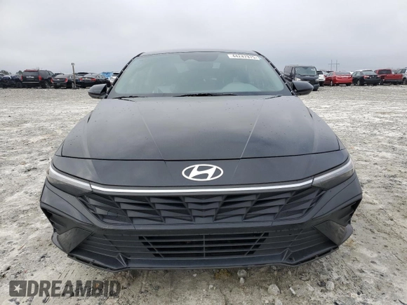2024 Hyundai Elantra SEL with VIN KMHLM4DG9RU734301, listed as a Copart auction lot 44247975 with 30,899 mi miles and Salvage Title. Bid and sale history available at carsss.com. Image 5.