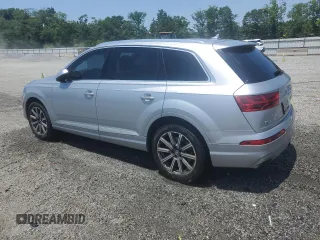 2017 Audi Q7 Prestige with VIN WA1VAAF7XHD059360, listed as a Copart auction lot 61988625 with 149,708 mi miles and Clean title. Bid and sale history available at DreamBid. Image 2.