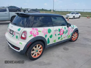 2012 MINI Hardtop S with VIN WMWSV3C54CTY17815, listed as a IAAI auction lot 42061906 with 72,393 mi miles and . Bid and sale history available at DreamBid. Image 4.