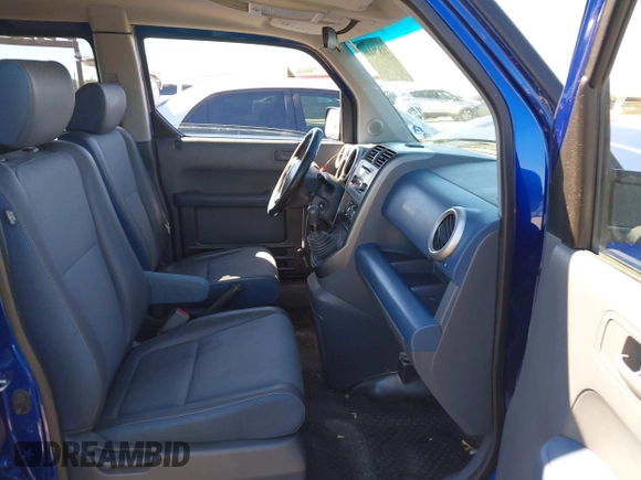 2004 Honda Element EX with VIN 5J6YH27694L026824, listed as a IAAI auction lot 41879440 with 215,768 mi miles and . Bid and sale history available at DreamBid. Image 5.