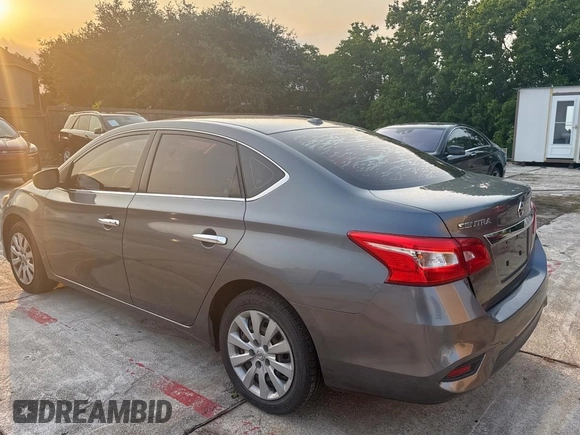 2017 Nissan Sentra SV z VIN 3N1AB7AP8HL663126, wystawiony jako Copart lot #58672555 z przebiegiem 108 274 mil mil oraz Czysty tytuł • Clean title. Historia ofert i sprzedaży dostępna na DreamBid. Obrazek 3.