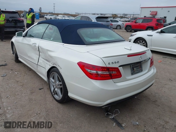 2011 Mercedes-Benz E-Class E 550 with VIN WDDKK7CF7BF108732, listed as a IAAI auction lot 41592820 with 53,640 mi miles. Bid and sale history available at carsss.com. Image 3.