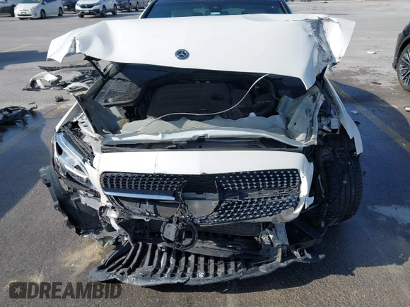 2019 Mercedes-Benz C 300 with VIN 55SWF8EB2KU311241, listed as a IAAI auction lot 41556911 with 54,605 mi miles and . Bid and sale history available at carsss.com. Image 6.