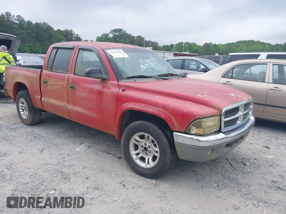 2004 Dodge Dakota SLT with VIN 1D7HL48N84S717599, listed as a IAAI auction lot 42132810 with 305,900 mi miles and . Bid and sale history available at carsss.com. Image 1.
