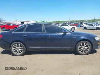 2010 Audi A6 Premium Plus z VIN WAUFGAFB7AN033406, wystawiony jako IAAI lot #42144542 z przebiegiem 155 071 mil mil oraz . Historia ofert i sprzedaży dostępna na DreamBid. Obrazek 13.