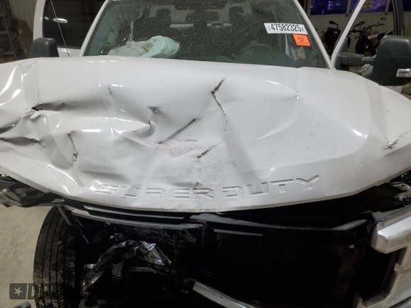 2019 Ford Super Duty F-250 SRW XL with VIN 1FT7W2BT3KEF05925, listed as a Copart auction lot 47582325 with 213,995 mi miles and Salvage Title. Bid and sale history available at carsss.com. Image 12.