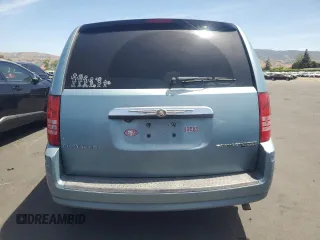 2010 Chrysler Town & Country Touring z VIN 2A4RR5D13AR460820, wystawiony jako Copart lot #57162885 z przebiegiem 197 426 mil mil oraz Szkoda całkowita • Salvage title. Historia ofert i sprzedaży dostępna na DreamBid. Obrazek 6.