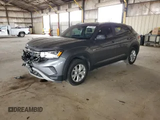 2021 Volkswagen Atlas S z VIN 1V2GC2CAXMC214857, wystawiony jako Copart lot #55973985 z przebiegiem 71 313 mil mil oraz Szkoda całkowita • Salvage title. Historia ofert i sprzedaży dostępna na DreamBid. Obrazek 1.
