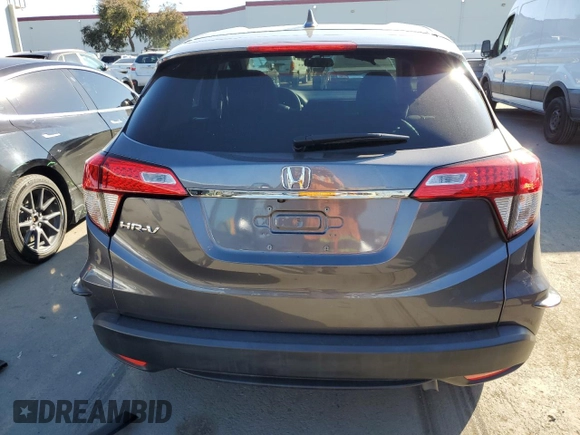 2021 Honda HR-V LX with VIN 3CZRU5H37MM723932, listed as a Copart auction lot 88957455 with 27,644 mi miles and Salvage Title. Bid and sale history available at carsss.com. Image 6.