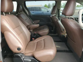 2017 Toyota Sienna XLE with VIN 5TDDZ3DCXHS154284, listed as a Copart auction lot 54932345 with 218,103 mi miles and Salvage title. Bid and sale history available at DreamBid. Image 11.