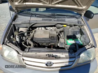 2003 Toyota Sienna LE with VIN 4T3ZF13C73U525624, listed as a Copart auction lot 83920914 with 296,155 mi miles and Clean Title. Bid and sale history available at carsss.com. Image 12.