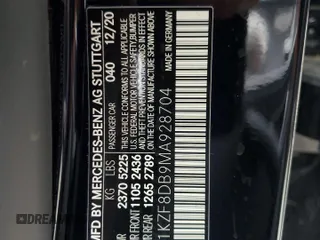 2021 Mercedes-Benz E 350 z VIN W1KZF8DB9MA928704, wystawiony jako Copart lot #60171705 z przebiegiem 44 068 mil mil oraz Szkoda całkowita • Salvage title. Historia ofert i sprzedaży dostępna na DreamBid. Obrazek 12.