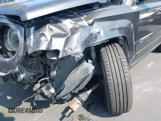 2016 Jeep Patriot Latitude with VIN 1C4NJRFB2GD637975, listed as a IAAI auction lot 42662174 with 115,709 mi miles and . Bid and sale history available at DreamBid. Image 6.