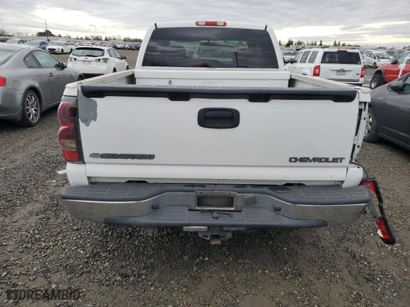 2005 Chevrolet Silverado 1500 LS with VIN 2GCEC19VX51294486, listed as a Copart auction lot 43585075 with 136,906 mi miles and Salvage Title. Bid and sale history available at carsss.com. Image 6.