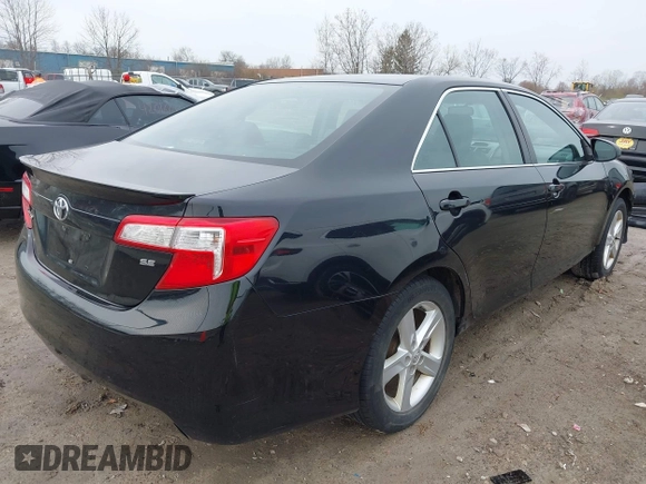 2013 Toyota Camry L with VIN 4T1BF1FK4DU249482, listed as a IAAI auction lot 42010901 with 196,121 mi miles. Bid and sale history available at carsss.com. Image 4.