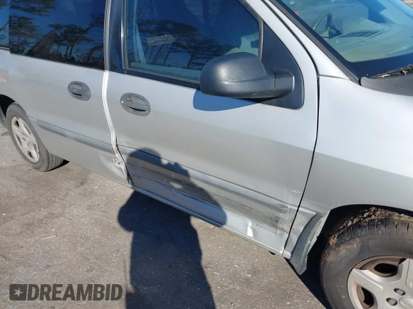 2006 Ford Freestar Cargo z VIN 2FTZA54606BA63798, wystawiony jako IAAI lot #41399072 z przebiegiem 263 730 mil mil oraz . Historia ofert i sprzedaży dostępna na DreamBid. Obrazek 6.