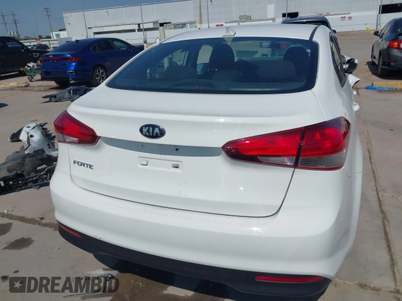 2017 Kia Forte LX with VIN 3KPFK4A7XHE016765, listed as a IAAI auction lot 40540016 with 126,264 mi miles. Bid and sale history available at carsss.com. Image 17.