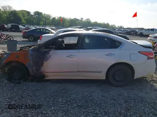 2015 Nissan Altima S z VIN 1N4AL3AP2FC464879, wystawiony jako IAAI lot #42030405 z przebiegiem Nie podano mil oraz . Historia ofert i sprzedaży dostępna na DreamBid. Obrazek 13.