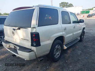 2002 Cadillac Escalade z VIN 1GYEK63N02R112364, wystawiony jako IAAI lot #42346753 z przebiegiem 216 891 mil mil oraz . Historia ofert i sprzedaży dostępna na DreamBid. Obrazek 4.