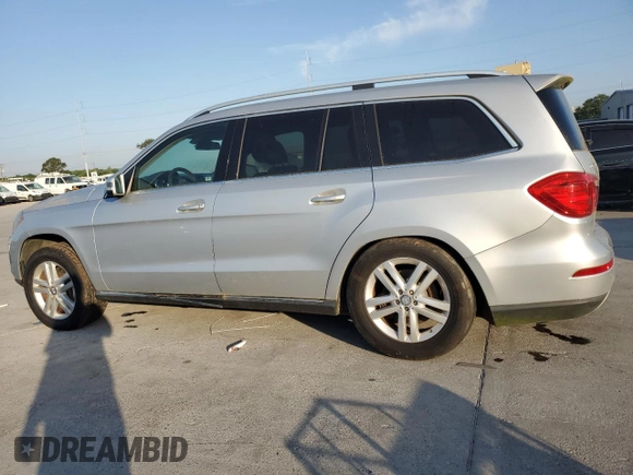 2013 Mercedes-Benz GL 450 z VIN 4JGDF7CE9DA161099, wystawiony jako Copart lot #53731725 z przebiegiem 142 017 mil mil oraz Czysty tytuł • Clean title. Historia ofert i sprzedaży dostępna na DreamBid. Obrazek 2.