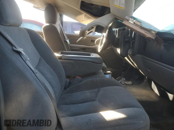 2004 Chevrolet Suburban LT with VIN 3GNEC16T74G202993, listed as a Copart auction lot 86900114 with 0 mi miles and Non Repairable. Bid and sale history available at carsss.com. Image 7.