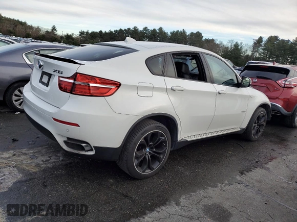 2013 BMW X6 xDrive50i z VIN 5UXFG8C52DL591043, wystawiony jako Copart lot #85150504 z przebiegiem 106 179 mil mil oraz Szkoda całkowita • Salvage title. Historia ofert i sprzedaży dostępna na DreamBid. Obrazek 3.