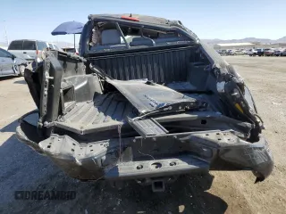 2014 Toyota Tacoma PreRunner with VIN 3TMJU4GN0EM170736, listed as a Copart auction lot 61993545 with 194,801 mi miles and Salvage title. Bid and sale history available at DreamBid. Image 6.