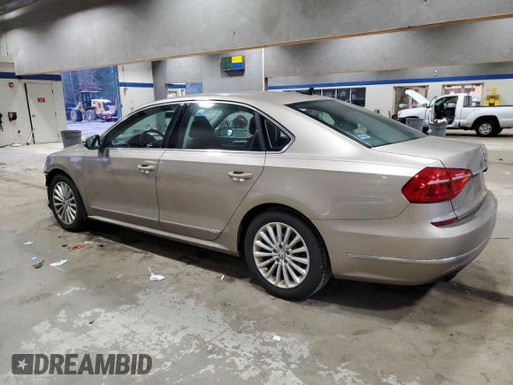 2016 Volkswagen Passat SE z VIN 1VWBT7A30GC022491, wystawiony jako Copart lot #85532264 z przebiegiem 157 602 mil mil oraz Szkoda całkowita • Salvage title. Historia ofert i sprzedaży dostępna na DreamBid. Obrazek 2.