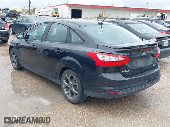 2013 Ford Focus SE с VIN 1FADP3F29DL266120, выставлен на аукционе IAAI как лот 42491390 с пробегом 124 886 миль миль и . История ставок и продаж доступна на DreamBid. Изображение 3.