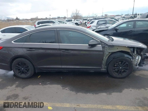 2017 Hyundai Sonata 2.4L with VIN 5NPE24AFXHH587851, listed as a IAAI auction lot 41619232 with 104,367 mi miles and . Bid and sale history available at carsss.com. Image 13.
