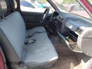 1995 Nissan Frontier with VIN 1N6SD11S3SC327624, listed as a IAAI auction lot 42635114 with 353,265 mi miles and . Bid and sale history available at DreamBid. Image 8.