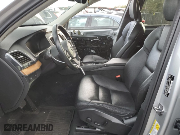 2021 Volvo XC90 Momentum with VIN YV4A221K8M1702915, listed as a Copart auction lot 79772694 with 20,510 mi miles and Salvage Title. Bid and sale history available at carsss.com. Image 7.
