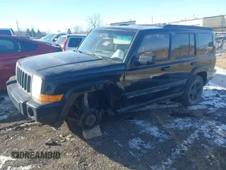 2007 Jeep Commander Sport z VIN 1J8HG48K37C647814, wystawiony jako IAAI lot #41428248 z przebiegiem 224 137 mil mil oraz . Historia ofert i sprzedaży dostępna na DreamBid. Obrazek 17.