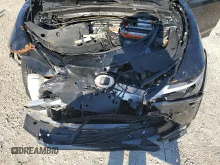 2023 Lexus RZ 450e Premium z VIN JTJAAAAB2PA007458, wystawiony jako Copart lot #72479994 z przebiegiem 6041 mil mil oraz Szkody całkowita. Historia ofert i sprzedaży dostępna na DreamBid. Obrazek 12.