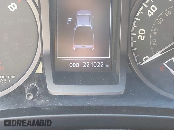 2017 Toyota Tacoma SR5 z VIN 3TMCZ5AN7HM065835, wystawiony jako IAAI lot #40250247 z przebiegiem 221 022 mil mil oraz . Historia ofert i sprzedaży dostępna na DreamBid. Obrazek 7.