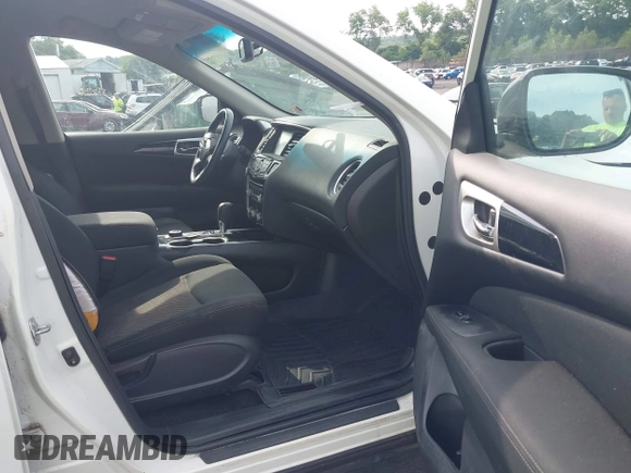 2017 Nissan Pathfinder SV with VIN 5N1DR2MM6HC623919, listed as a IAAI auction lot 42713558 with 50,221 mi miles and . Bid and sale history available at DreamBid. Image 5.