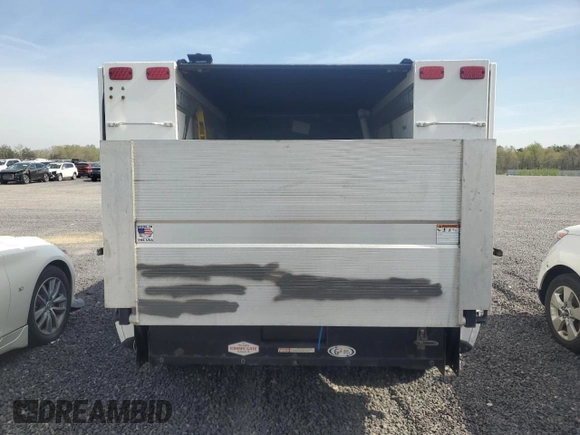 2018 Ford F-150 XL with VIN 1FTEX1C58JKE81877, listed as a Copart auction lot 52518435 with 147,820 mi miles and Clean Title. Bid and sale history available at carsss.com. Image 6.